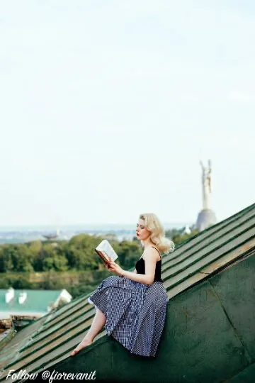 Choose a fabric: Lindy Skirt
