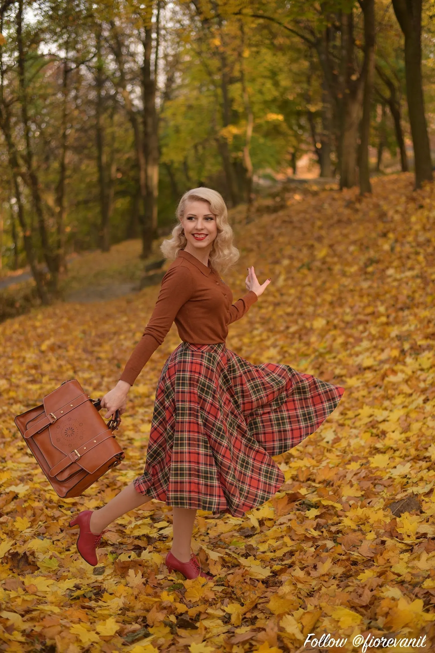Choose a fabric: Lindy Skirt