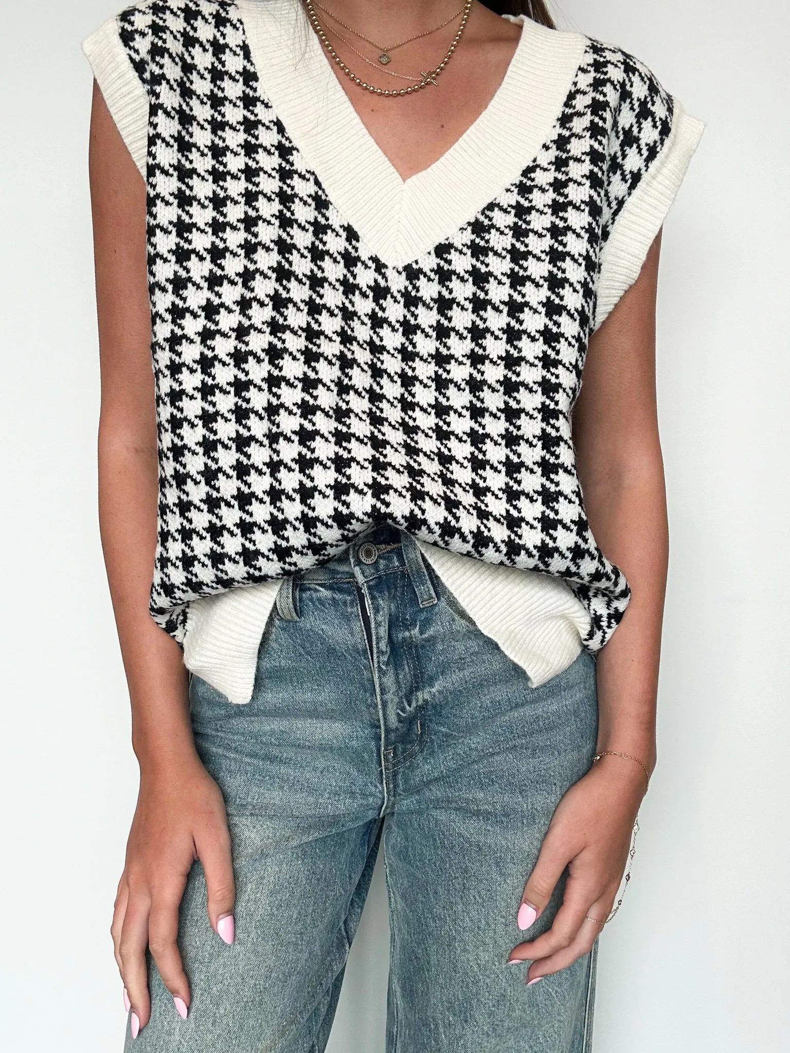Houndstooth Sleeveless Sweater Top