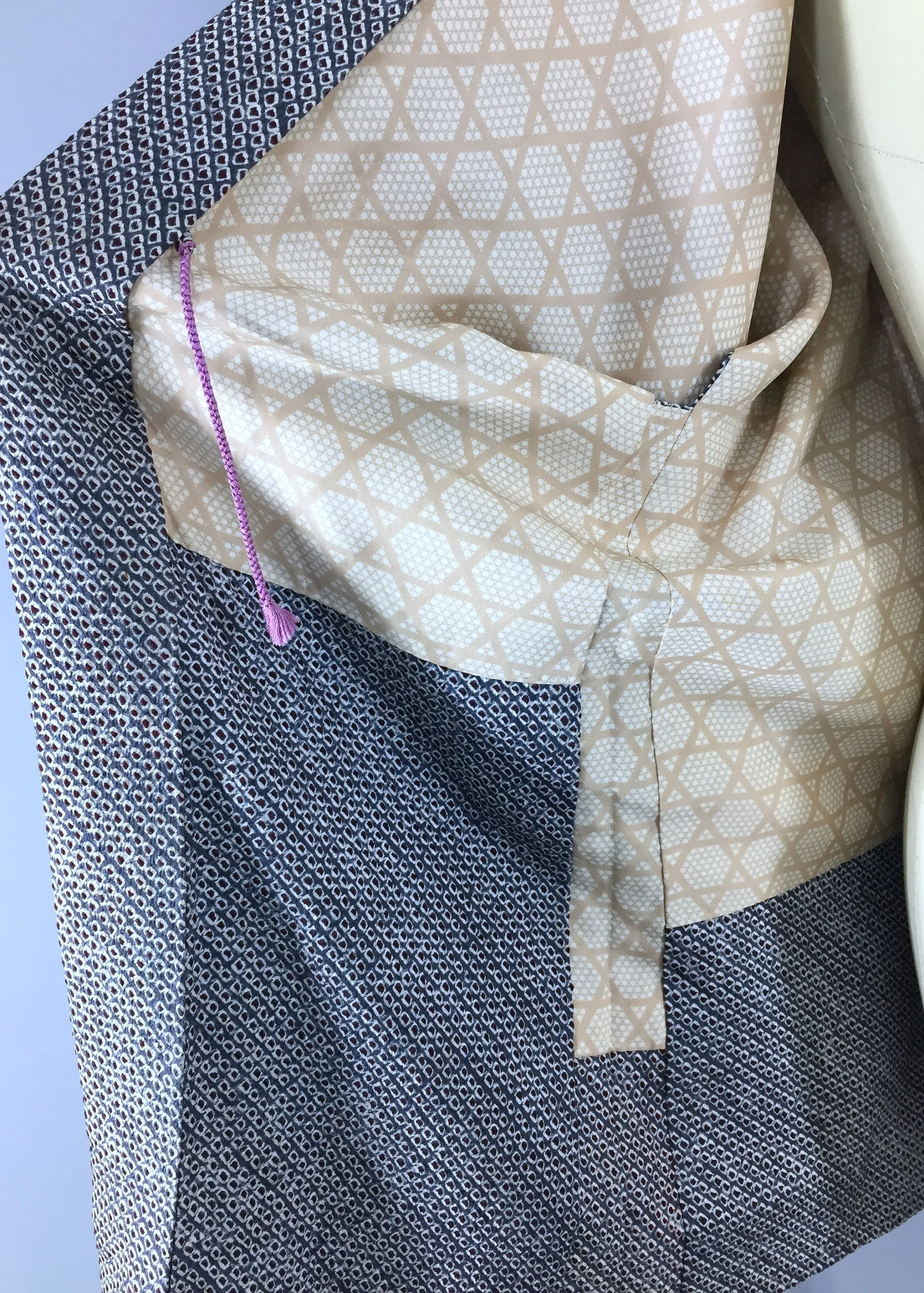Vintage Silk Kimono Jacket Cardigan / Slate Blue Maroon White Shibori